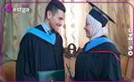 ڤیدیۆ: دایك و كوڕ بهیهكهوه بڕوانامهی ماجستێریان بهدهست هێنا